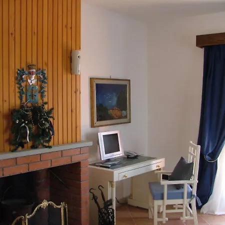 Spacious, Luxury In Castle Giuliopoli With Pool Holiday home Rosello